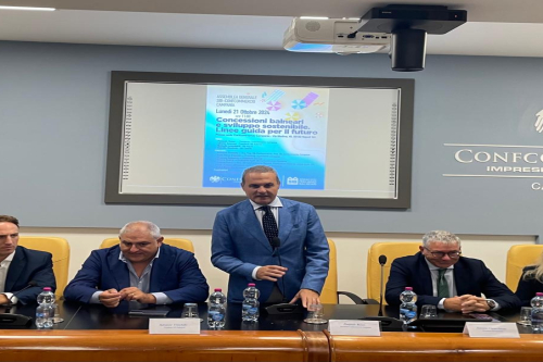 ASSEMBLEA REGIONALE BALNEARI: LA LEGGE È SBAGLIATA E VA MODIFICATA
