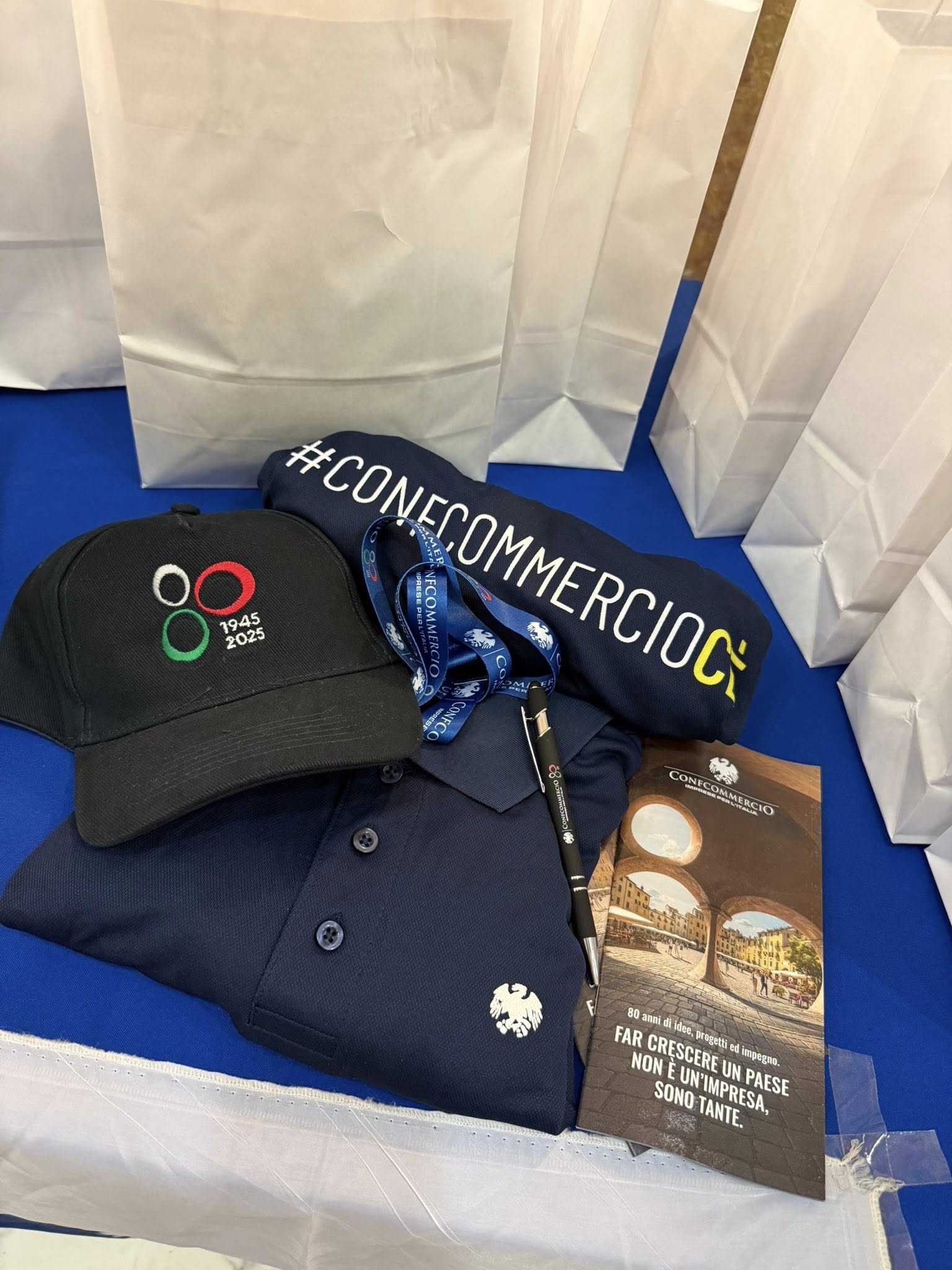 A𝐬𝐬𝐞𝐦𝐛𝐥𝐞𝐚 𝐝𝐢 C𝐨𝐧𝐟𝐜𝐨𝐦𝐦𝐞𝐫𝐜𝐢𝐨: “T𝐫𝐚 𝐥𝐞 𝐩𝐫𝐢𝐨𝐫𝐢𝐭𝐚̀ 𝐜𝐨𝐧𝐭𝐫𝐚𝐬𝐭𝐨 𝐚𝐥𝐥’𝐚𝐛𝐮𝐬𝐢𝐯𝐢𝐬𝐦𝐨”
